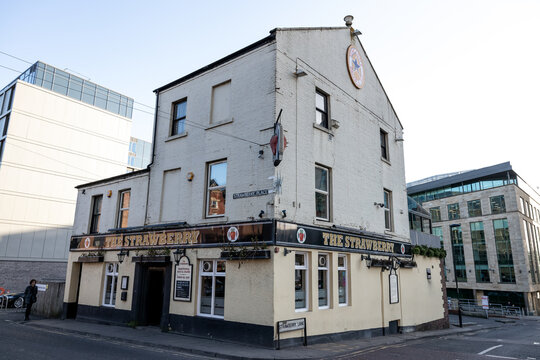 Newcastle Upon Tyne England - 8th Jan 2020: The Strawberry Pub Exterior Next To Newcastle United Football Stadium