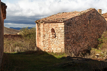 ANTIGUA CASA DE PUEBLO