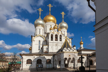 Fototapeta na wymiar Conception Monastery of the Russian Orthodox Church in the Khamovniki district, Moscow