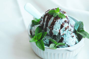 チョコミント　アイスクリーム　夏のスイーツ