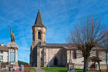 église saint Pierre de Gouttières Puy de Dôme-2