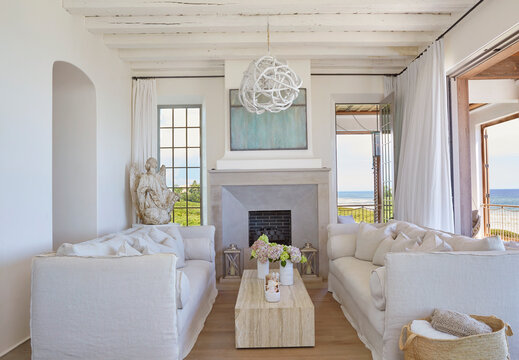 Living room with Gulf front view