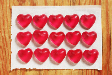 Fruit-flavored heart jelly