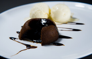 cream with chocolate