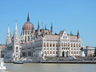 Fototapeta premium Budapest Hungary River View of ParlIament Castle Building