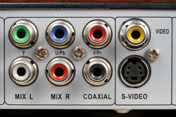 Various outputs of audio and video signal on an electronic device.