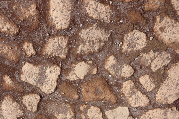 Brauner natürlicher Steinweg