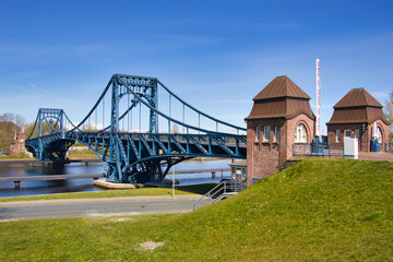 Wilhelmshaven- Brücke im Hafen
Kaiser Wilhelm Brücke 