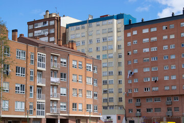 Fototapeta na wymiar Calles y edificios de Burgos, España.