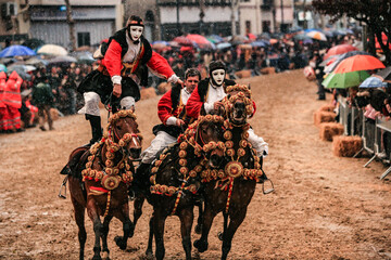 La Sartiglia di Oristano : manifestazione storica con maschere e cavalli