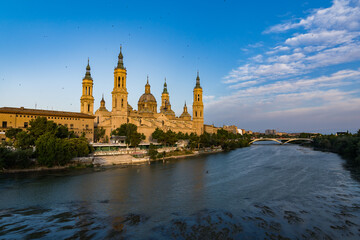 ヌエストラ・セニョーラ・デル・ピラール聖堂　サラゴサ　スペイン