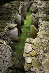 Midhowe prehistoric chambered stalled cairn Neolithic tomb on island of Rousay, Orkney, Scotland. Interior. Orkney-Cromarty type communal burial grave