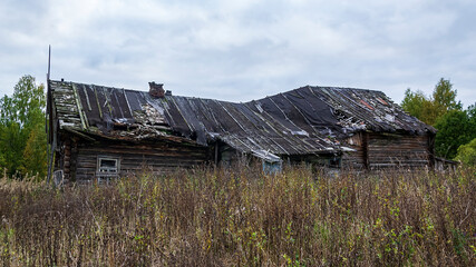 Fototapeta na wymiar abandoned village houses