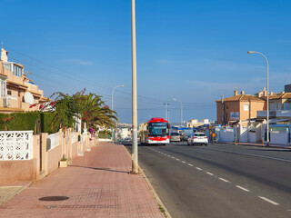 Vega Baja del Segura - Torrevieja - Pasando por calles, plazas, parques y rotondas.