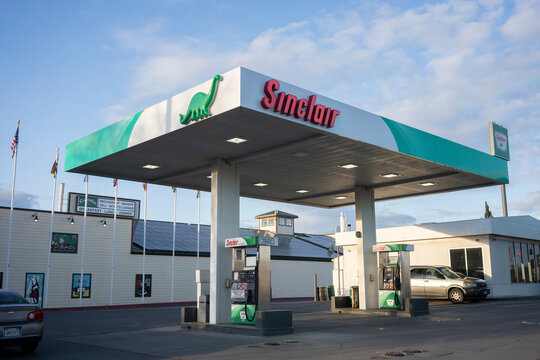Williams, CA, USA - Mar 19, 2022: A Sinclair gas station in Williams, California. Sinclair Oil Corporation is an American petroleum company based in Salt Lake City, Utah.