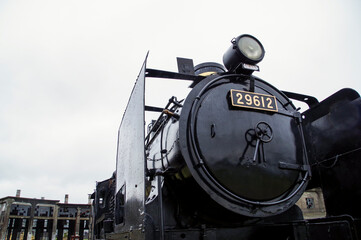 旧豊後森機関庫に保存されている蒸気機関車