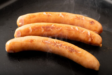 粗挽きウインナー　(ポークソーセージ)