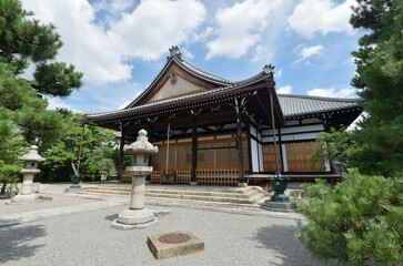 Fototapeta premium 妙蓮寺 本堂 京都市上京区