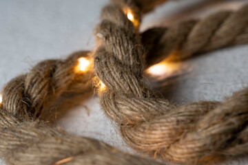 cordes lumineuses © Esta Webster