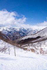 平標山からの山岳風景　雪景色