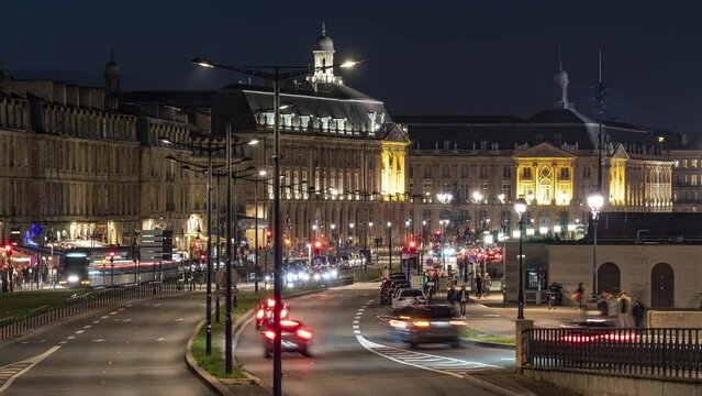 Bordeaux, France, Timelapse - The quai de la douane in Bordeaux at night