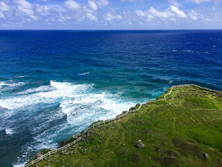 宮古島の東平安名崎の灯台から見た雄大な美しい景色