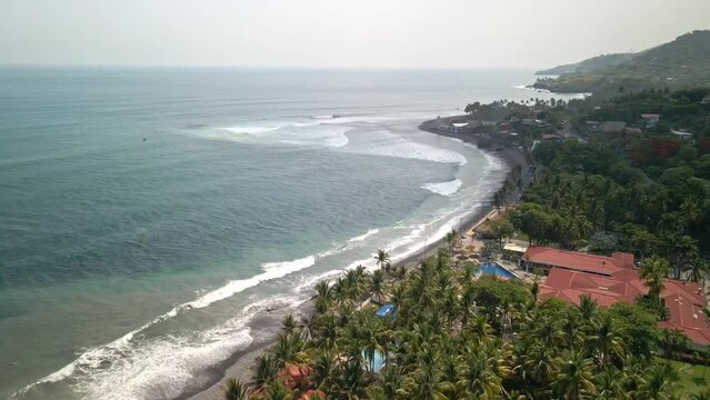 AT EL TUNCO BEACH IN SAN SALVADOR, EL SALVADOR
