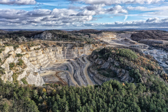 รูปภาพBeroun เลือกดูภาพถ่ายสต็อก เวกเตอร์ และวิดีโอ339 Adobe Stock