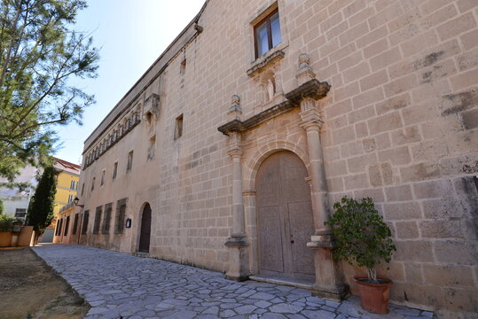 Eine alte Kirche in Benissa 