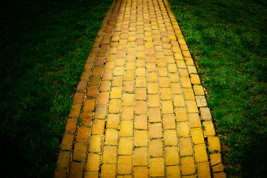 Yellow Brick Road Images – Browse 12,260 Stock Photos, Vectors, and Video |  Adobe Stock