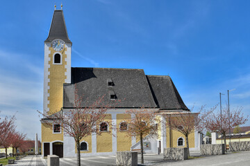 Kirche, Ernsthofen, Pfarrkirche, Mariä Flucht, Katholisch, Kirchturm, Turmuhr, Barock,...