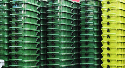 CONTENEDORES DE BASURA - TRASH BINS
