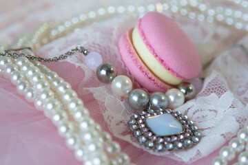 pink macaroon | Macarons d'Amiens / elite sweets / royal dessert / natural light / 
princess jewelry