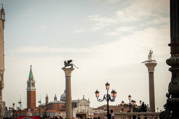 Fototapeta na wymiar city piazza sestieri