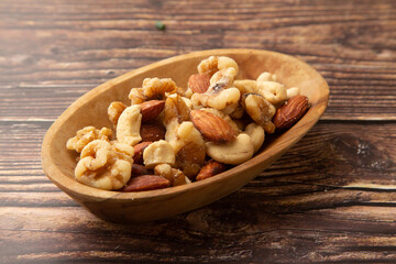 ミックスナッツ