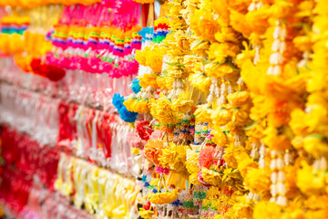 Sacred places in Thailand, rituals to ask for forgiveness, flower garland