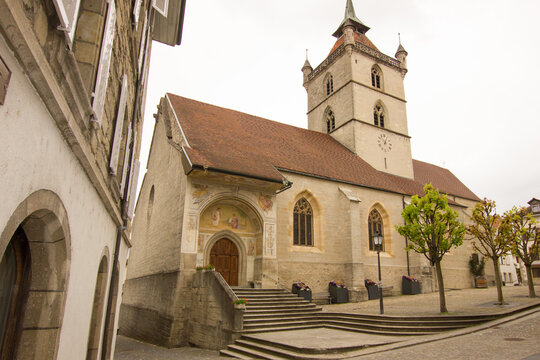 Collégiale St-Laurent (St-Laurent church) in the city of Estavayer-Le-Lac