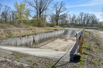 
Watbecken, Wasserbecken, Wanne, Nibelungenwerk, Wattiefe, Wasserstand, Test, Panzerstraße, Pumpe,...