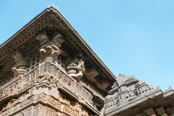 Obraz premium Ancient Hoysaleswara Hindu Temple Complex at Halebidu, developed under the rule of the Hoysala Empire between the 11th and 14th centuries, It is the largest monument in Halebidu, Karnataka, India.