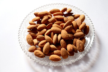 Almond on a plate,health benefits,highly nutrious,vitamins,minerals and antioxidants