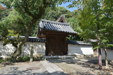 Obraz premium 天野山金剛寺 摩尼院山門 大阪府河内長野市天野町