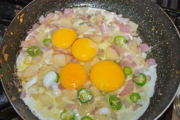 cuatro huevos desayuno