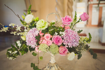 flower arrangement for wedding party