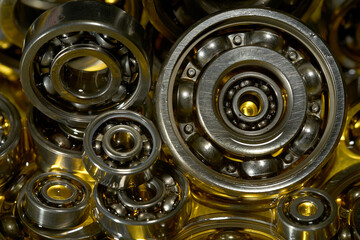 Ball bearing. Motor oil. Lubricating oil.