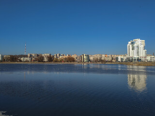 Fototapeta premium view from the river with the city in the background