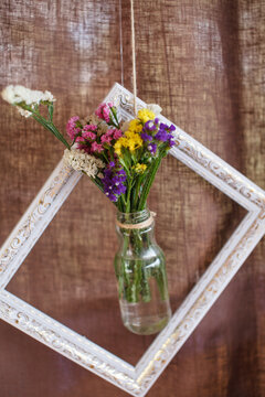flowers in a vase in a fotoframe