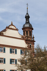 Fototapeta na wymiar Blick auf den Turm der Stadtkirche St. Marien in Gengenbach (Ortenaukreis)