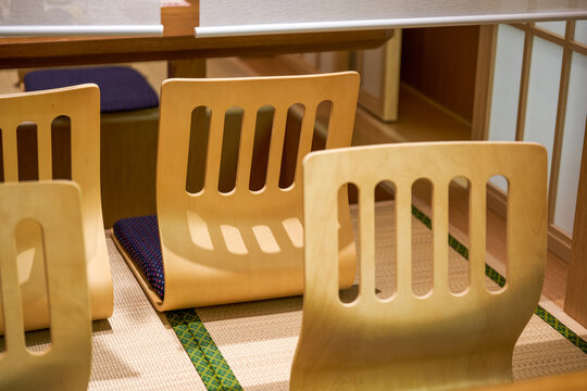 Dining environment and seating in a Japanese restaurant