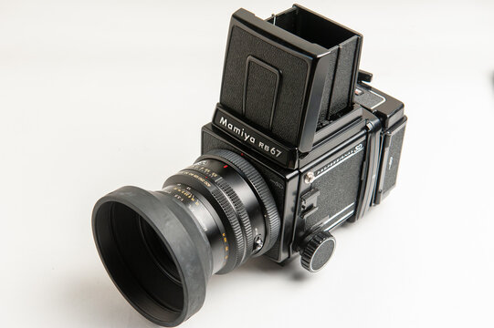 中判カメラ  Mamiya RB 67