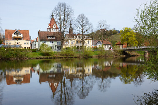Fluss Kinzig in Gengenbach im Ortenaukreis (Schwarzwald)
